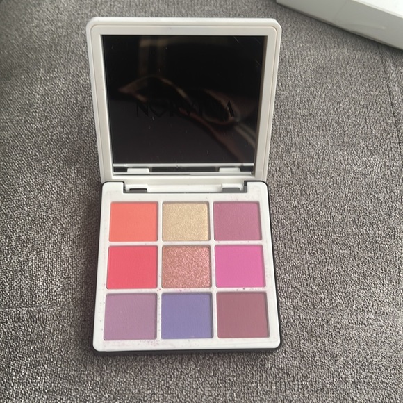 ABH Norvina collection - Picture 3 of 3